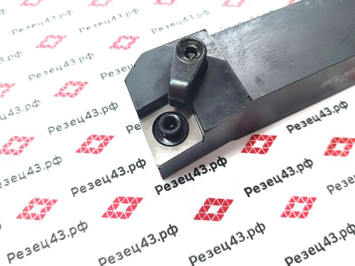 Резец наружного точения MCLNR3232P19