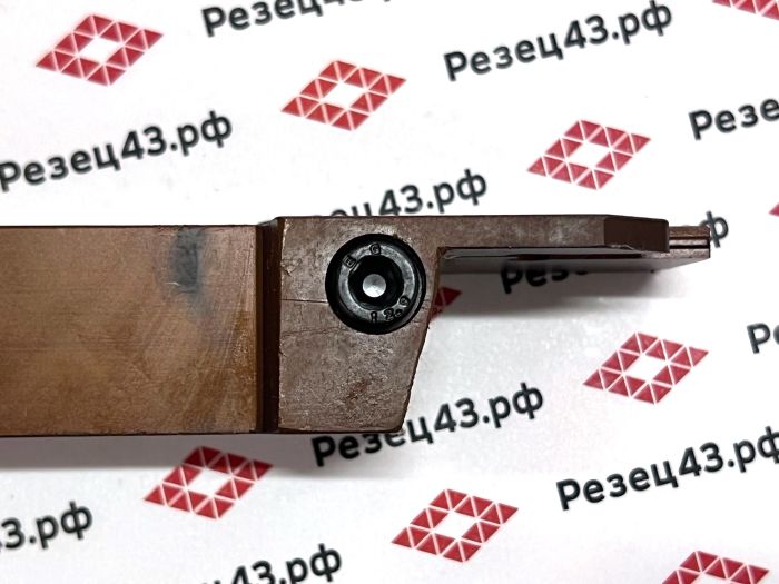 Резец отрезной MGEHR2525-5T35H