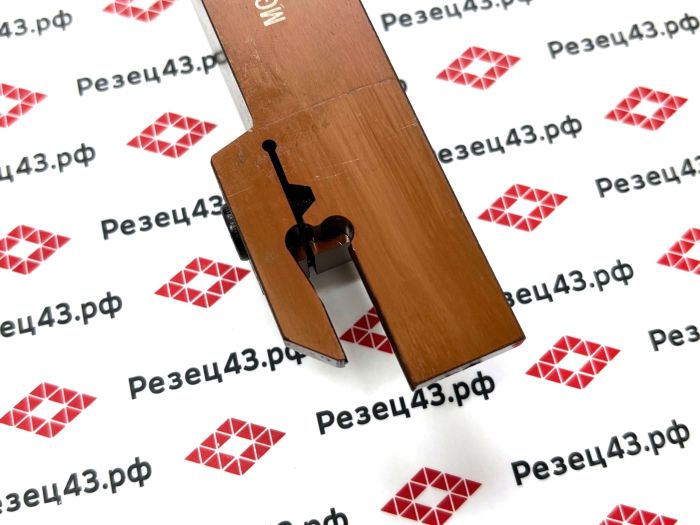 Резец отрезной канавочный MGEHR2525-8T28H