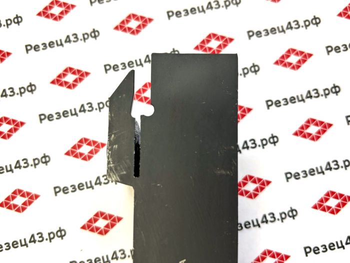 Резец отрезной канавочный MGEHL3232-3