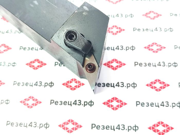 Резец наружного точения MVQNL3232P16