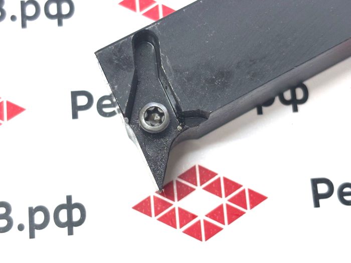 Резец наружного точения SVUCR2020K16