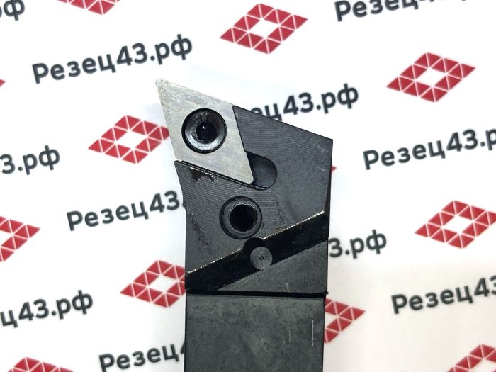 Резец наружного точения DDQNR2525M15