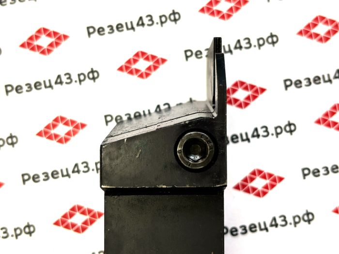 Резец отрезной канавочный MGEHL3232-3