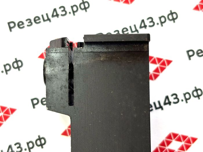 Резец отрезной канавочный MGEVL2525-3