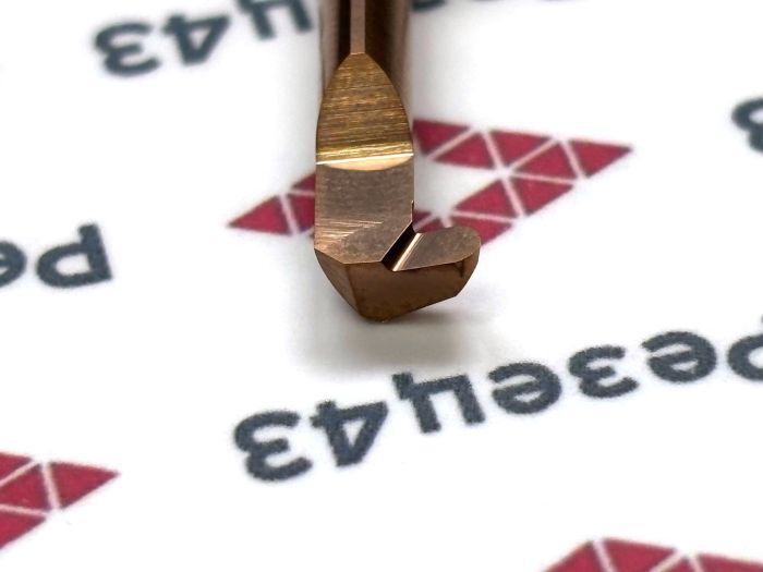 Мини резец MKR6-R1.0-L22
