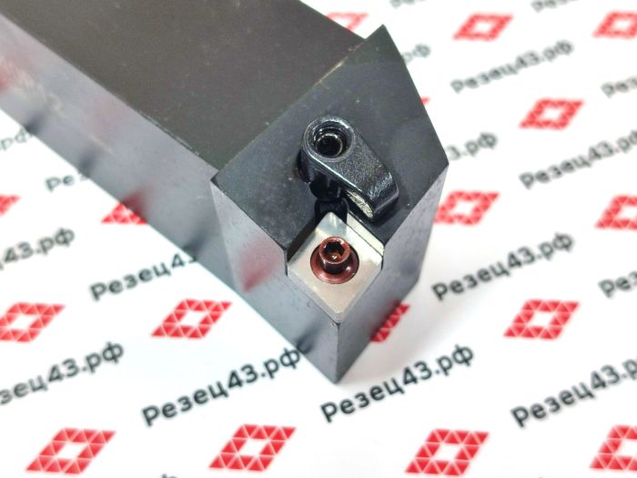 Резец наружного точения MCLNL4040R12