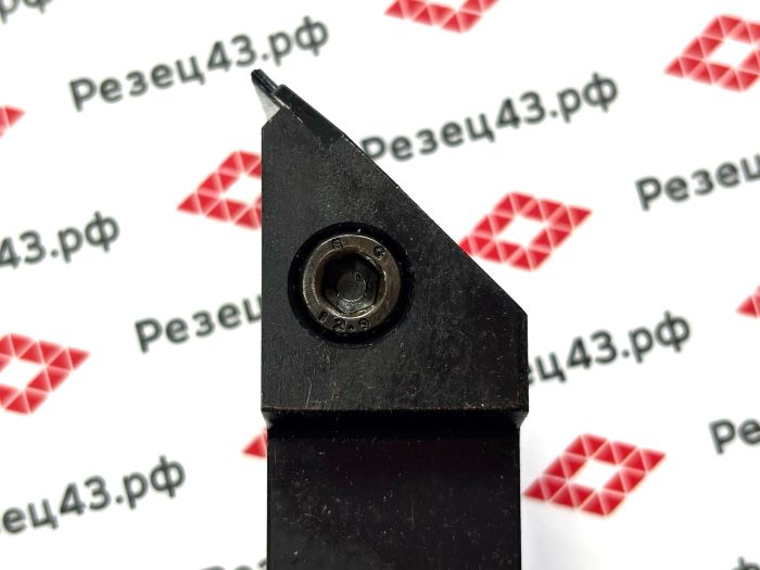 Резец канавочный MGEUR2525-2 45°