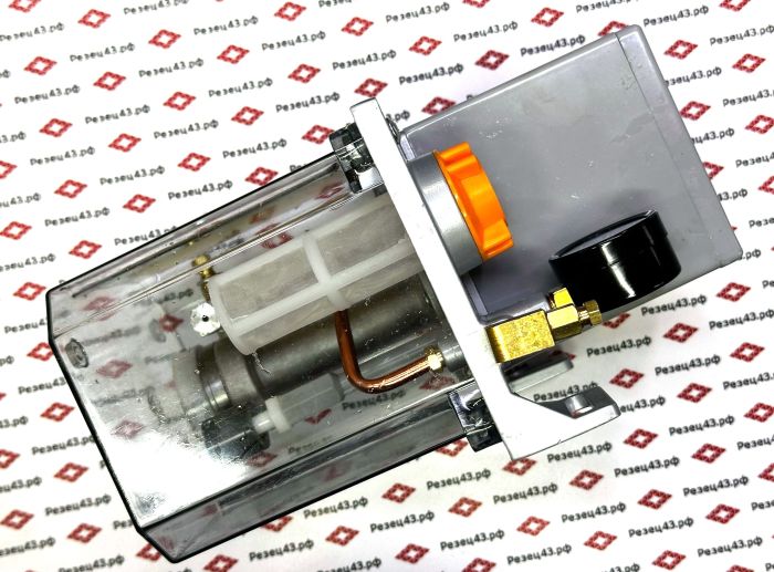 Станция смазки для станка YR2232-150X A  (объем 1.5 л)