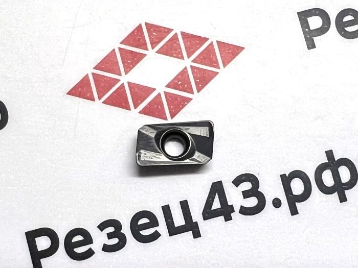 Пластина APMT1135PDER-H2 LY9060