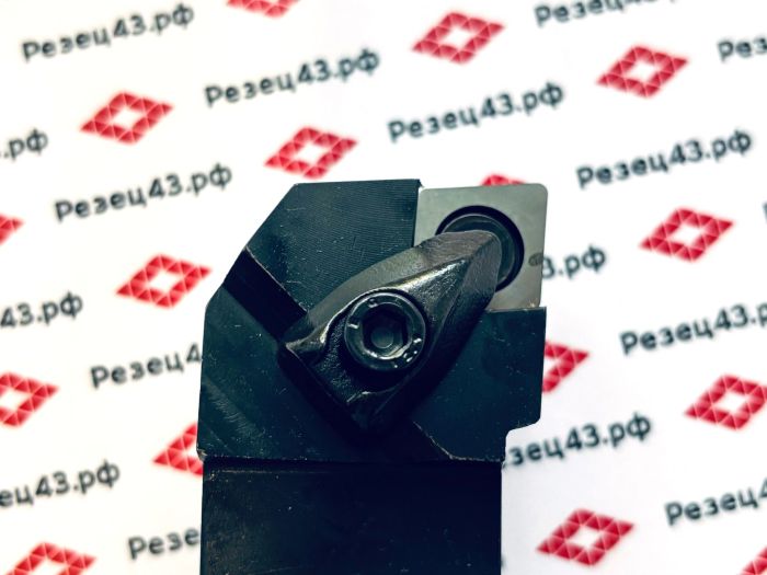 Резец наружного точения DCLNL4040R19