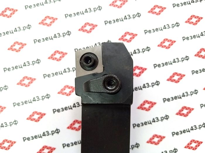Резец наружного точения MCKNR3232P19