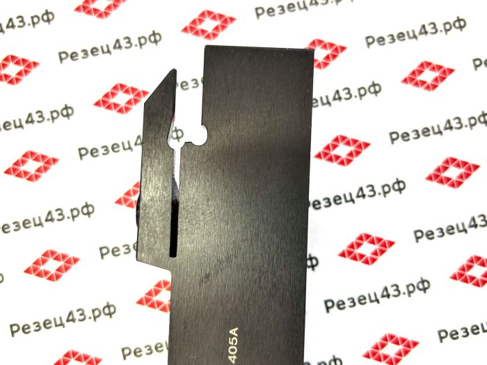Резец отрезной канавочный MGEHL3232-5T35