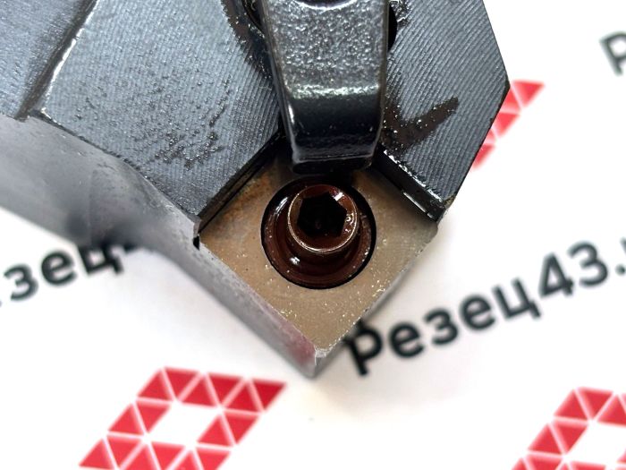 Резец наружного точения MSKNL2525M12
