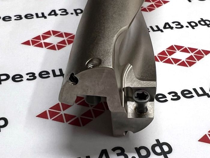 Корпусное сверло SP-30-C32-4D со сменными пластинами SP**