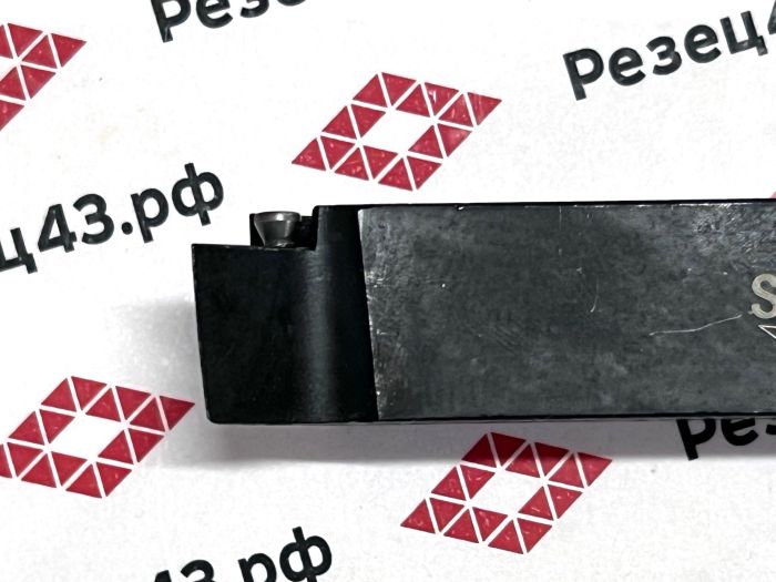 Резец HZSK наружного точения SVQCR1616H11
